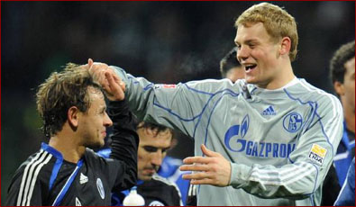 球迷们带来 球迷们带来